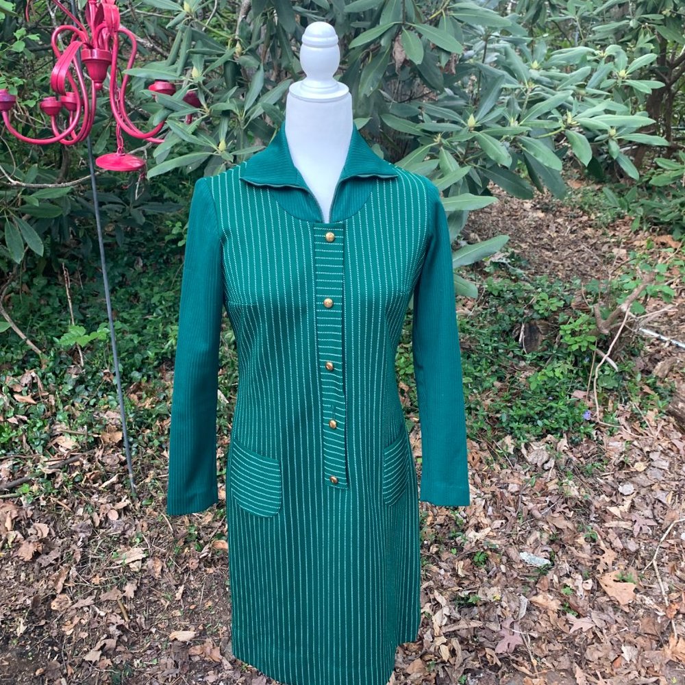 Vintage Miss Donna green shift style dress